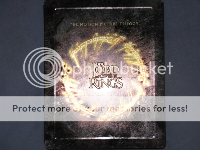 http://i533.photobucket.com/albums/ee332/burovik/lotr%20fs%20steelbook/mayjun2009287.jpg