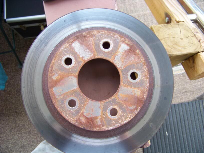 Odd rear rotor wear pattern - Maxima Forums